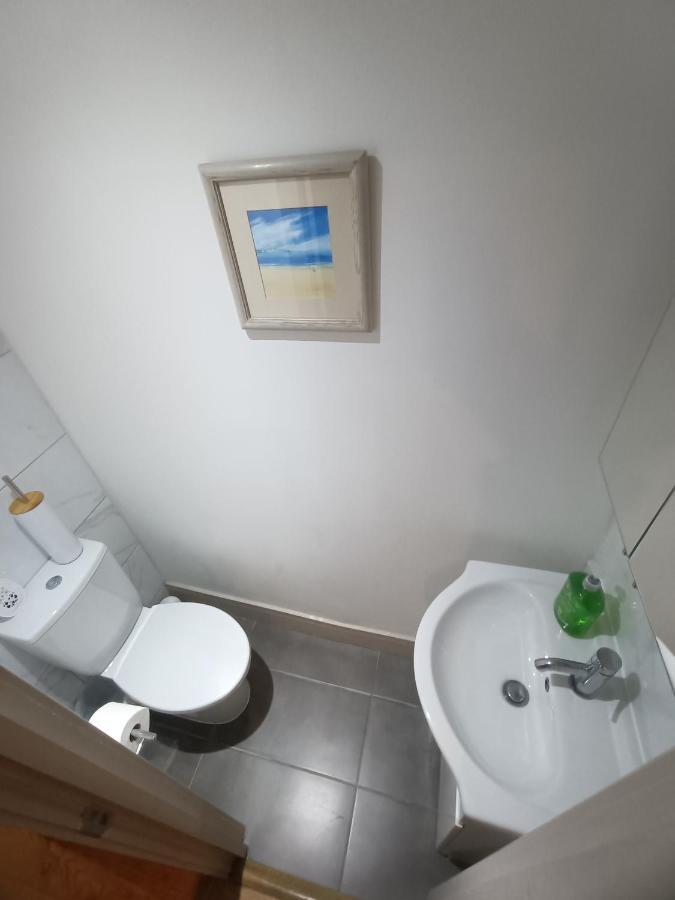 Lovely 1 Bedroom Apartment In Λονδίνο Εξωτερικό φωτογραφία