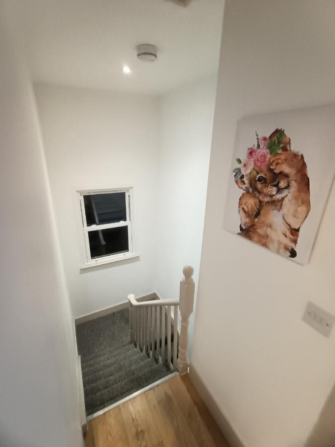 Lovely 1 Bedroom Apartment In Λονδίνο Εξωτερικό φωτογραφία