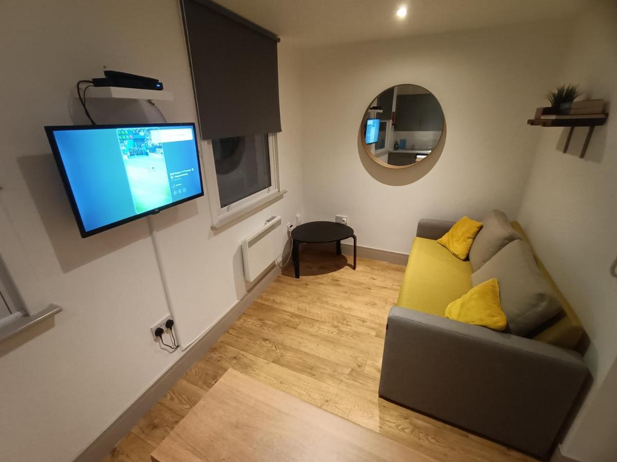 Lovely 1 Bedroom Apartment In Λονδίνο Εξωτερικό φωτογραφία